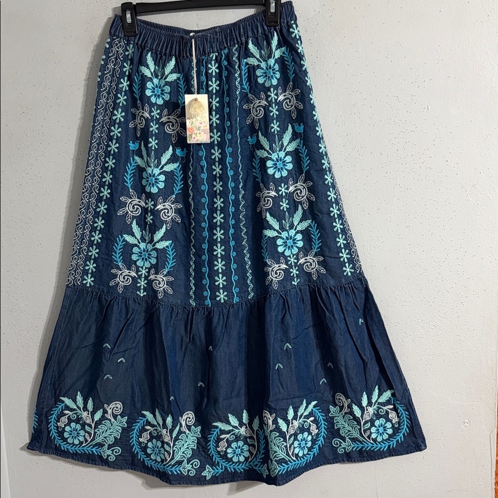 NWT Johnny Was Embroidered Blue Floral Maxi Skirt. Embellished w embroidered